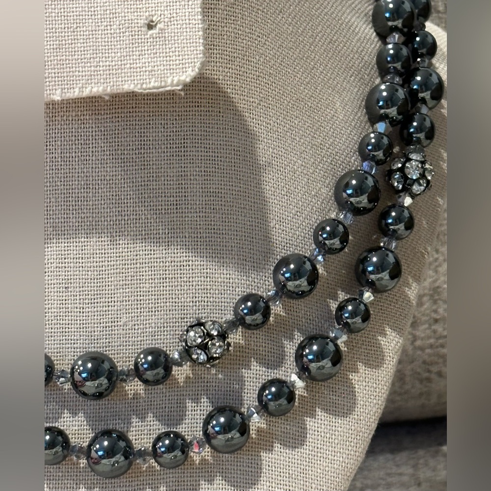 Double layer gray beads with rhinestone & Aurora Borealis spacers. Gorgeous - Picture 3 of 6
